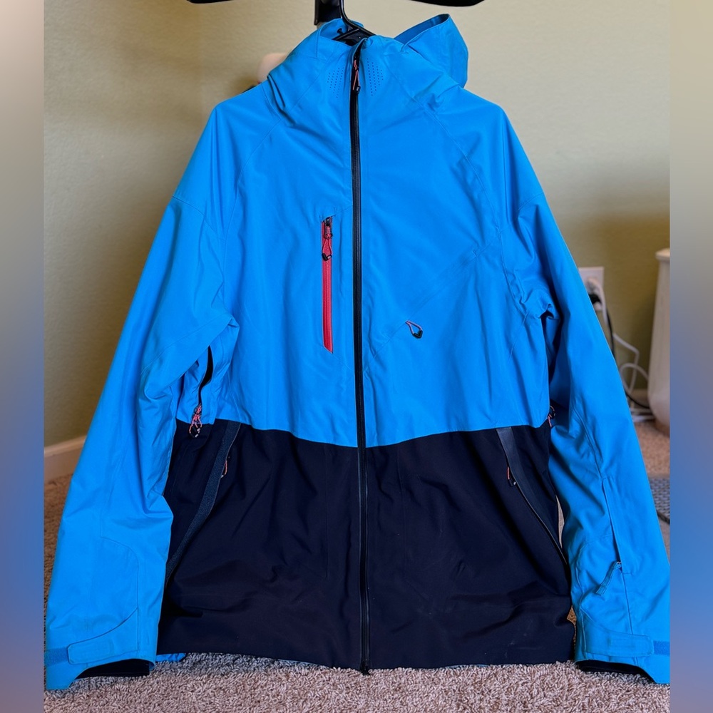 686 XL Snowboard/Winter Jacket